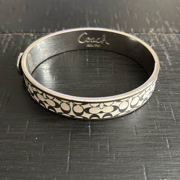 Coach Signature White Enamel Latch Bangle Bracelet - Picture 1 of 11